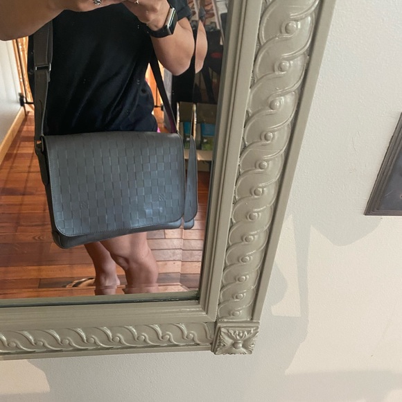 Louis Vuitton grey leather messenger bag - Picture 16 of 16